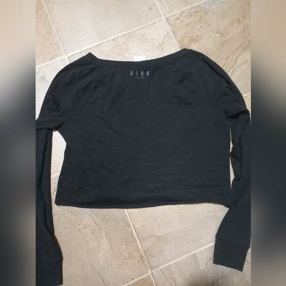 Pink crop - Picture 2 of 3